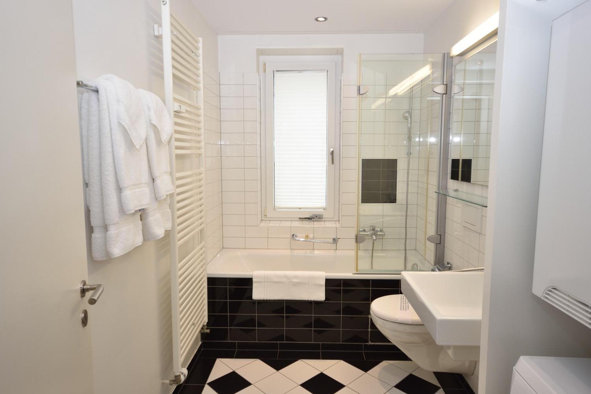 Stylish 2Br Near Lake - Flower 3 Zürich Buitenkant foto